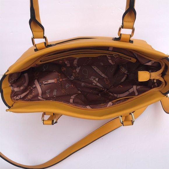 Handbag - Picture 6 of 7